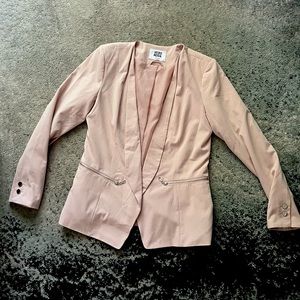 Vero Moda light pink blazer, size 40